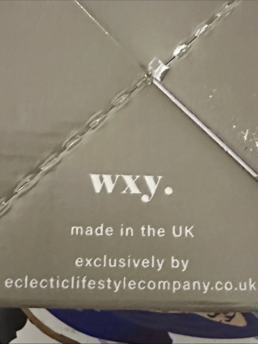 WXY UK Bed Scented Candle warm musk black vanilla beige color new in box gift